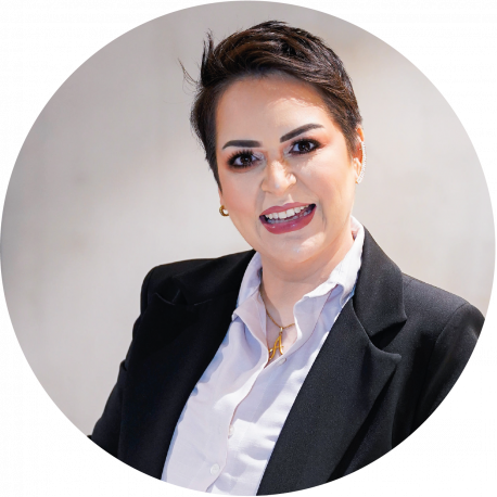 Dra. Adriana González